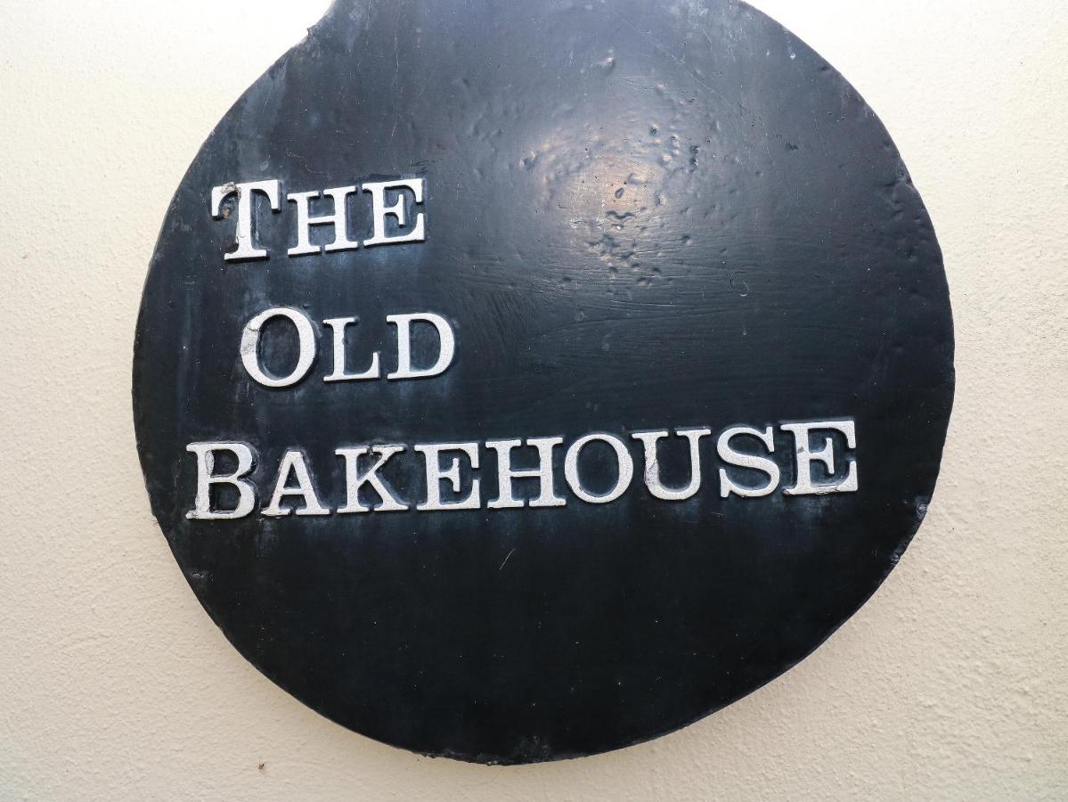 Вилла The Old Bakehouse Ллантуит Мейджор Экстерьер фото